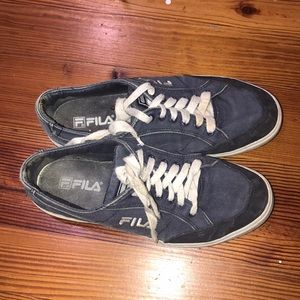 Vintage Fila Canvas Sneakers 9 1/2